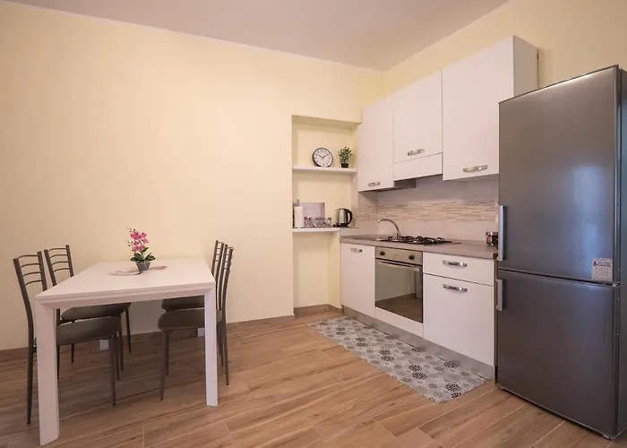 Apartament Camelia House Bellano